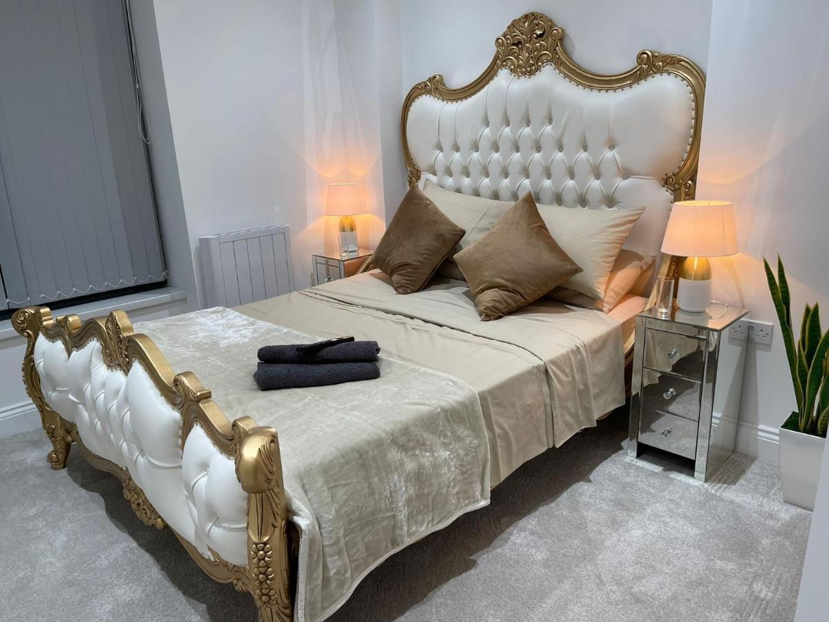 Salt Hill Windsor Legoland Eton Heathrow Luxury 2 Bed 1 Bath Free Parking Daire Slough Dış mekan fotoğraf