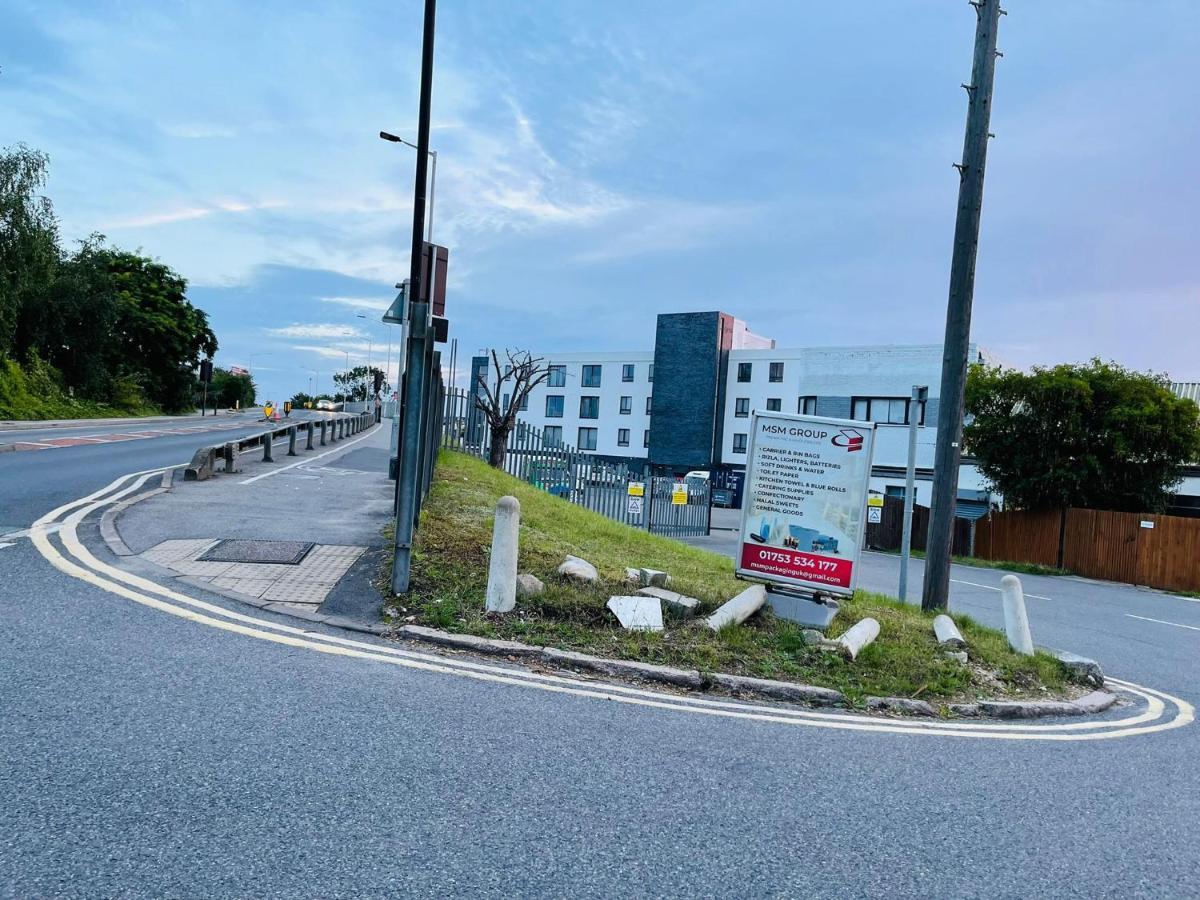 Salt Hill Windsor Legoland Eton Heathrow Luxury 2 Bed 1 Bath Free Parking Daire Slough Dış mekan fotoğraf