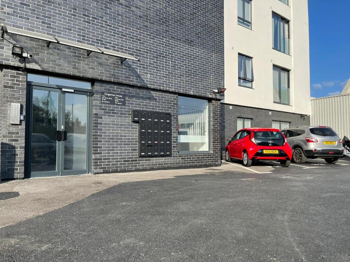 Salt Hill Windsor Legoland Eton Heathrow Luxury 2 Bed 1 Bath Free Parking Daire Slough Dış mekan fotoğraf