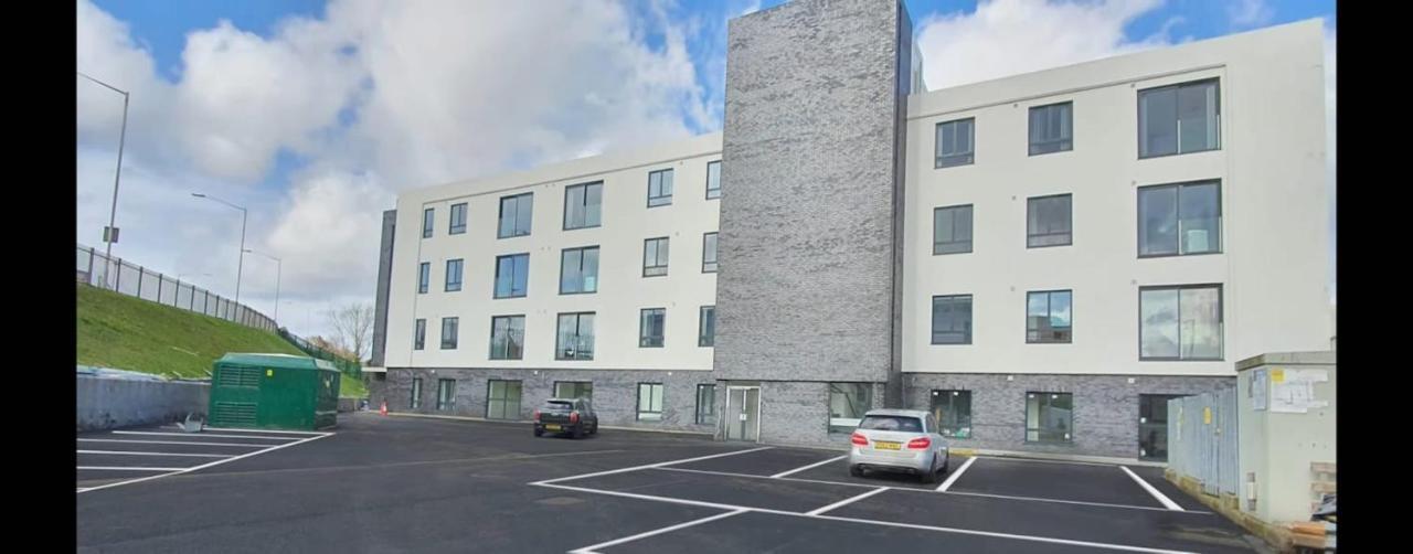 Salt Hill Windsor Legoland Eton Heathrow Luxury 2 Bed 1 Bath Free Parking Daire Slough Dış mekan fotoğraf